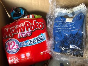 紙おむつ　寄付
