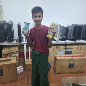 MYANMAR　支援